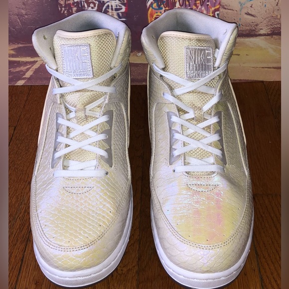 Nike Men’s Air Python Prm - Picture 3 of 5
